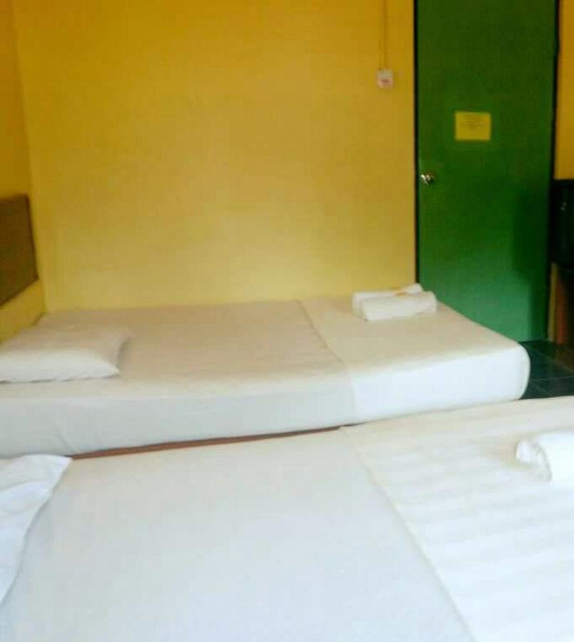 De Chempedak Guesthouse 6 & 7 Kampong Baru 外观 照片