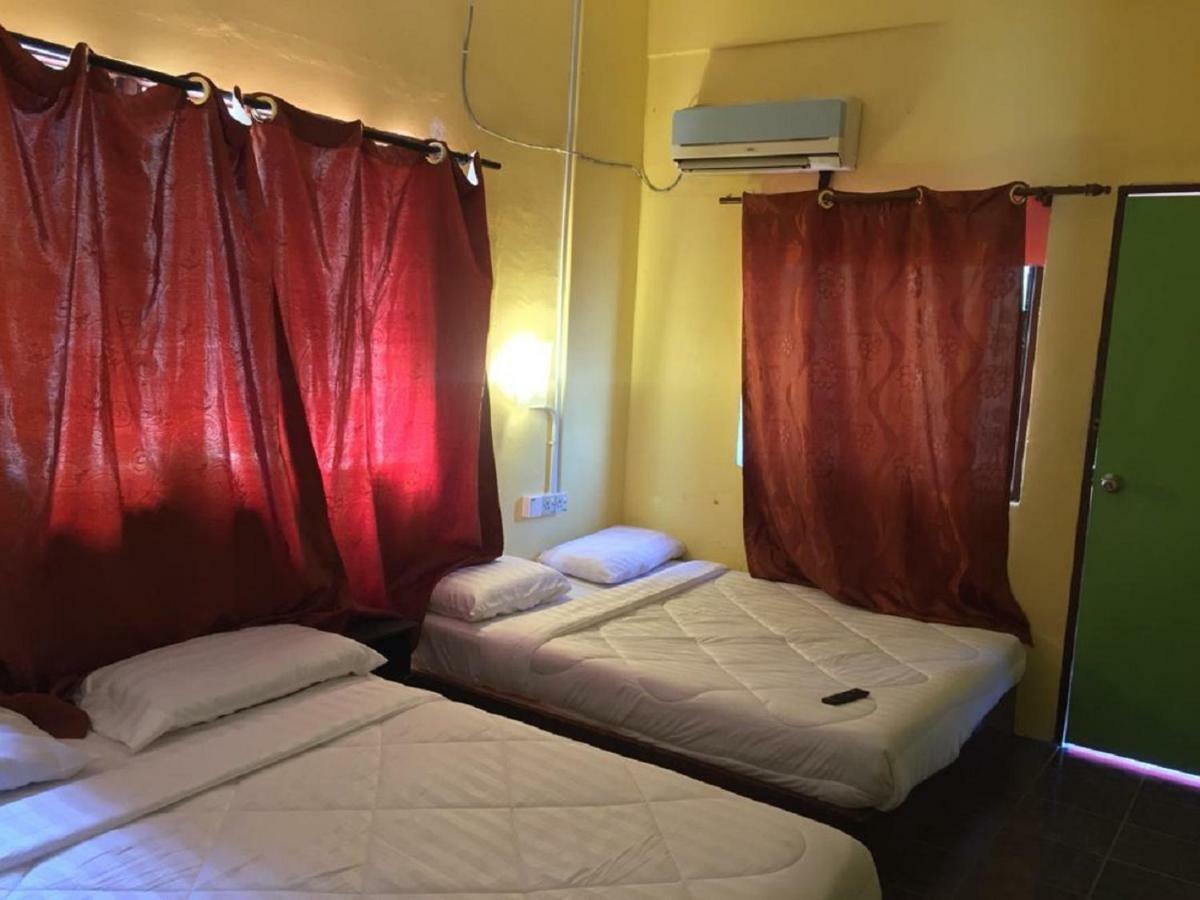 De Chempedak Guesthouse 6 & 7 Kampong Baru 外观 照片